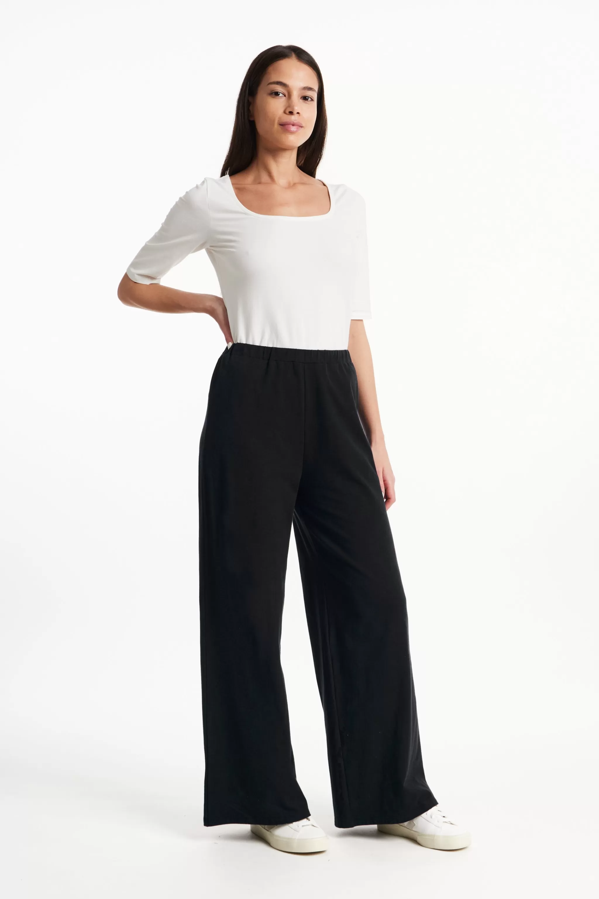 People Tree Trousers & Shorts^Jacinta Trousers In Black