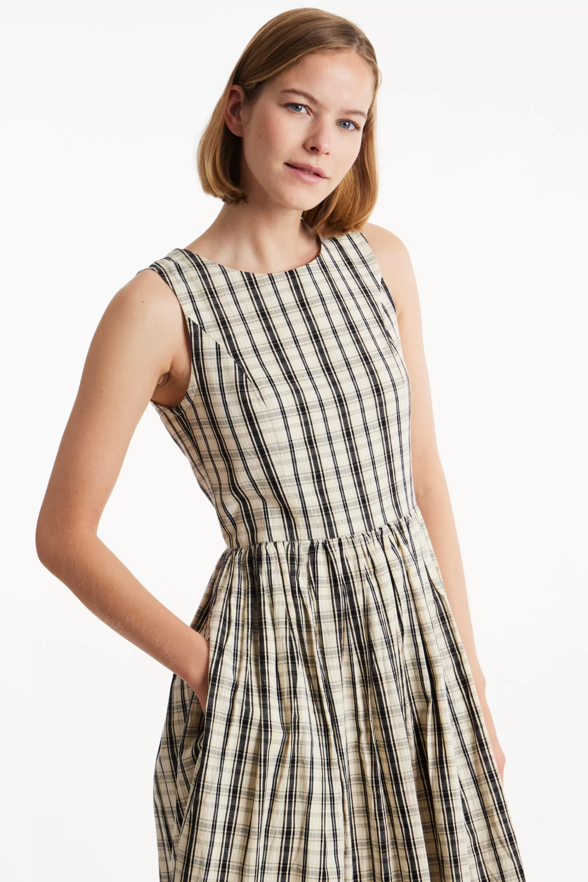 People Tree Dresses^Malin Checked Dress In Black Check